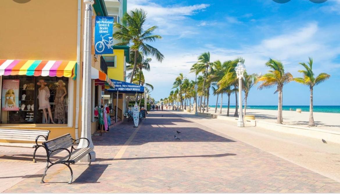 Stunning Penthouse Suite Waterfront 2Bd 2Ba Hallandale Beach Eksteriør bilde